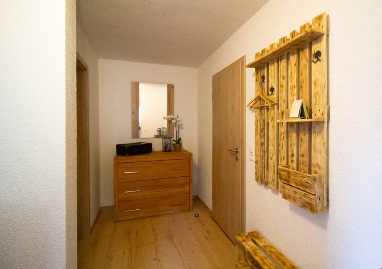 Schoene Und Helle Ferienwohnung In Pfaffenweiler Филлинген-Швеннинген Экстерьер фото