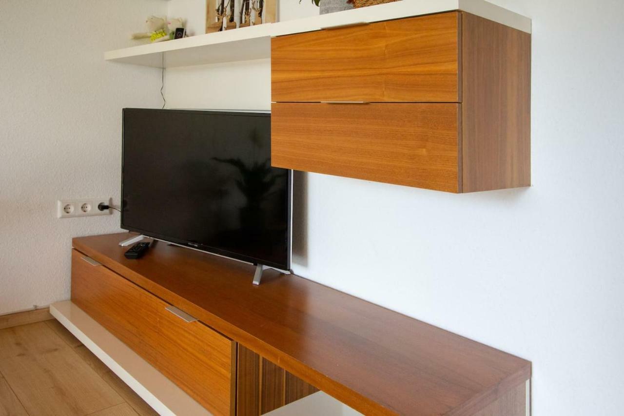 Schoene Und Helle Ferienwohnung In Pfaffenweiler Филлинген-Швеннинген Экстерьер фото